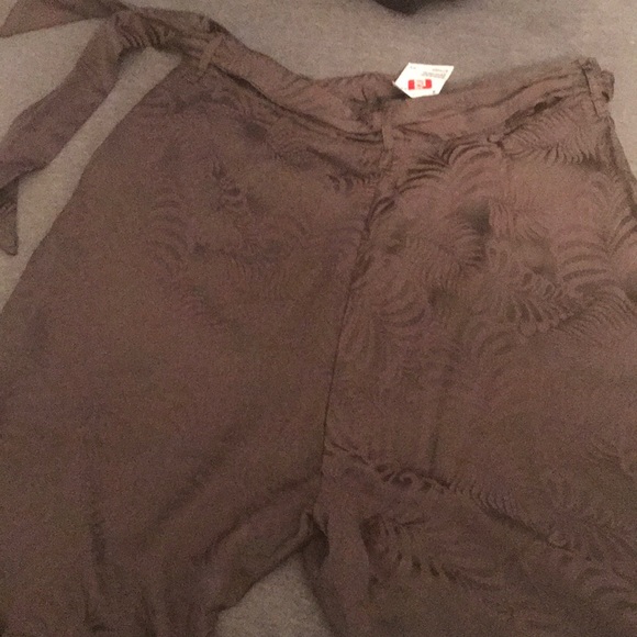 H&M Printed Ankle Pants - Picture 4 of 4